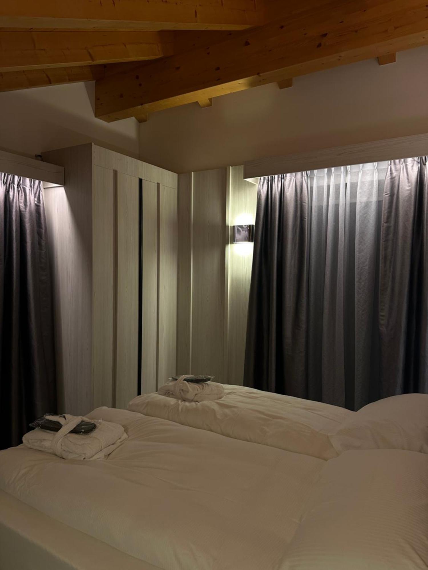 Rosensuite La Residenza Del Rosengarten Pinzolo Exterior photo